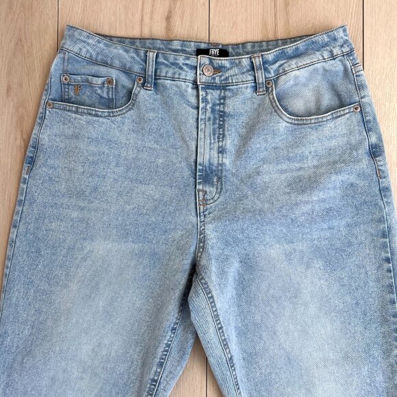 Frye High-Rise Crop Cuffed Hem Light Wash Stretch Jeans (10) Minimalist /Neutral - Picture 6 of 16